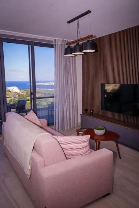 Your Escape: Where Every Sunrise Becomes A Memory Mellieħa Exterior foto