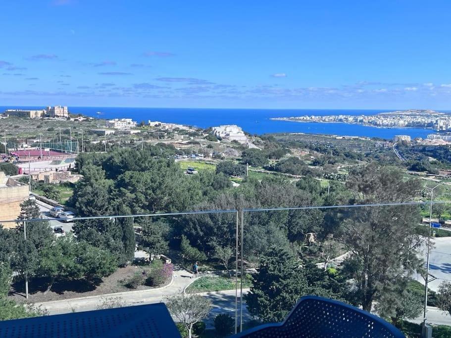 Your Escape: Where Every Sunrise Becomes A Memory Mellieħa Exterior foto